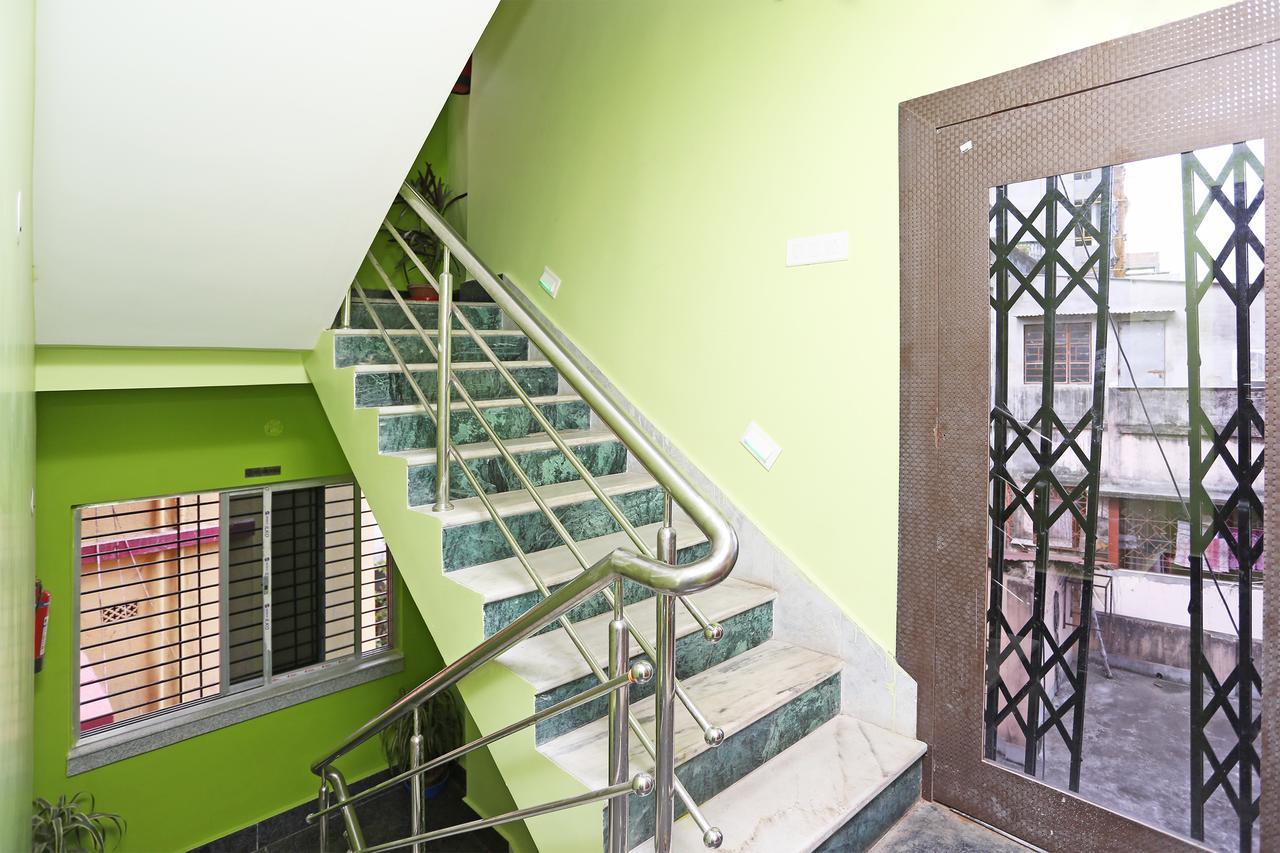 Oyo 9975 Hotel Asmeet โกลกาตา ภายนอก รูปภาพ
