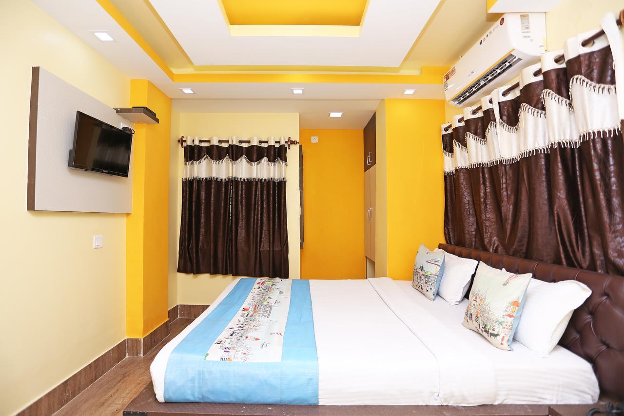 Oyo 9975 Hotel Asmeet โกลกาตา ภายนอก รูปภาพ